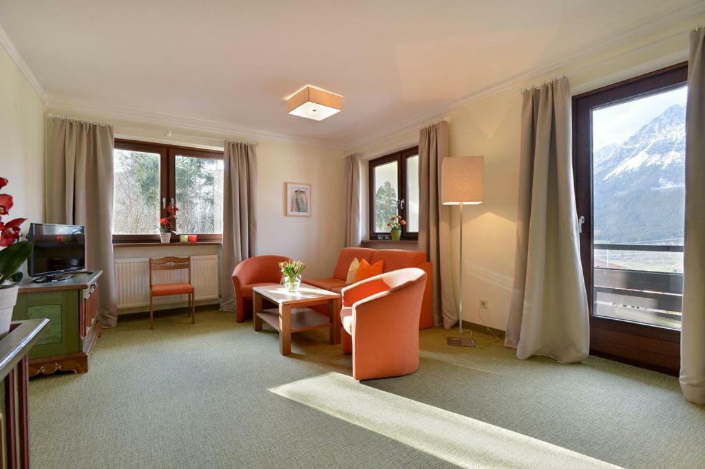 Appartementhaus Bodner By Travel Partner เอลล์เมา ภายนอก รูปภาพ